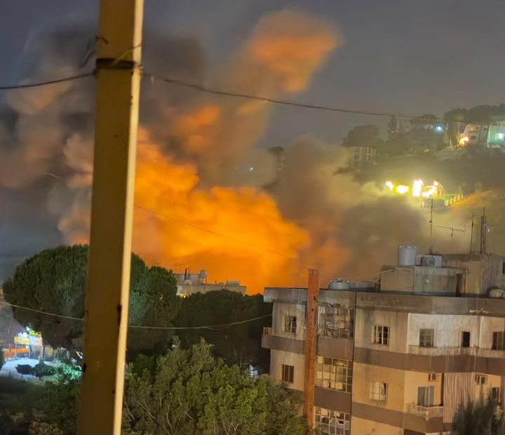 دير الزهراني أيضاً تحت القصف