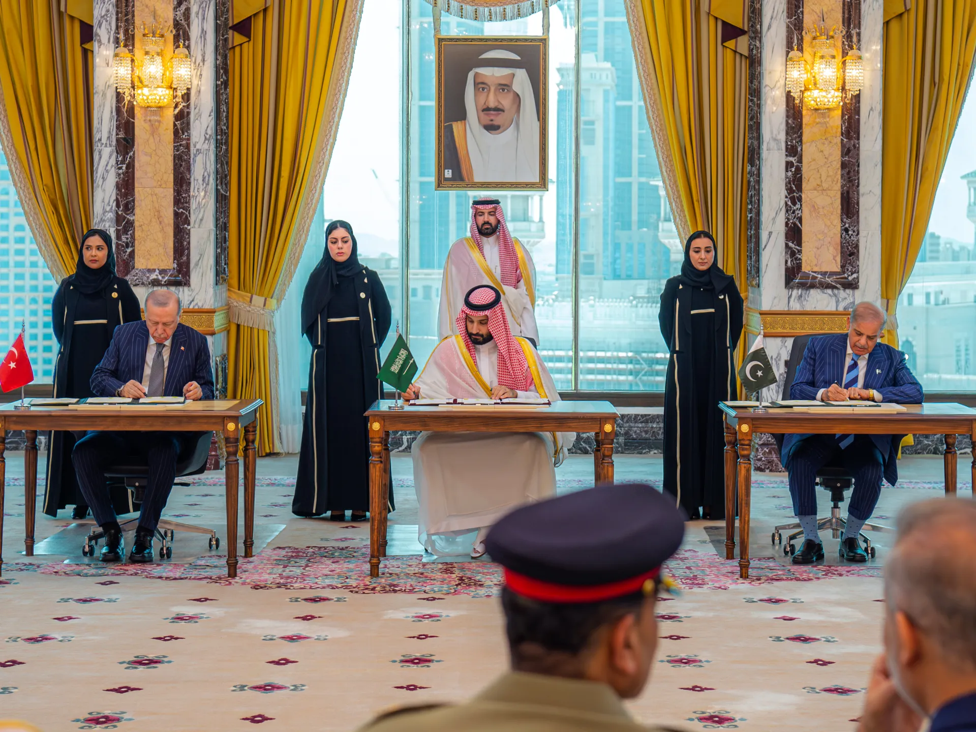 اتفاقية مكة للدفاع المشترك تدخل مرحلة الاختبار