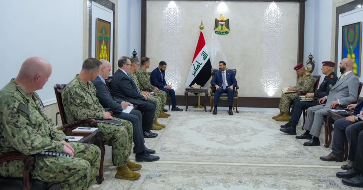 الحكومة العراقية أمام معادلة صعبة بسبب الضغوط الأمريكية لنزع السلاح
