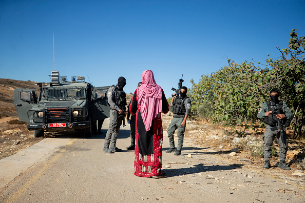 تهجير فلسطينيين وتوسع البؤر الاستيطانية
