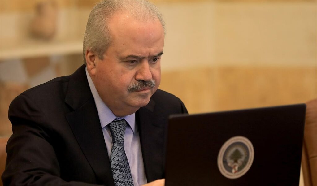 وزير المالية ياسين جابر يتعرض لوعكة صحية ونتائج الفحوصات مطمئنة وزير المالية ياسين جابر يتعرض لوعكة صحية ونتائج الفحوصات مطمئنة