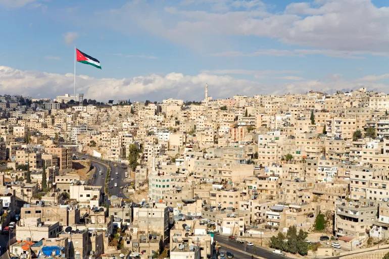صفارات إنذار في الأردن