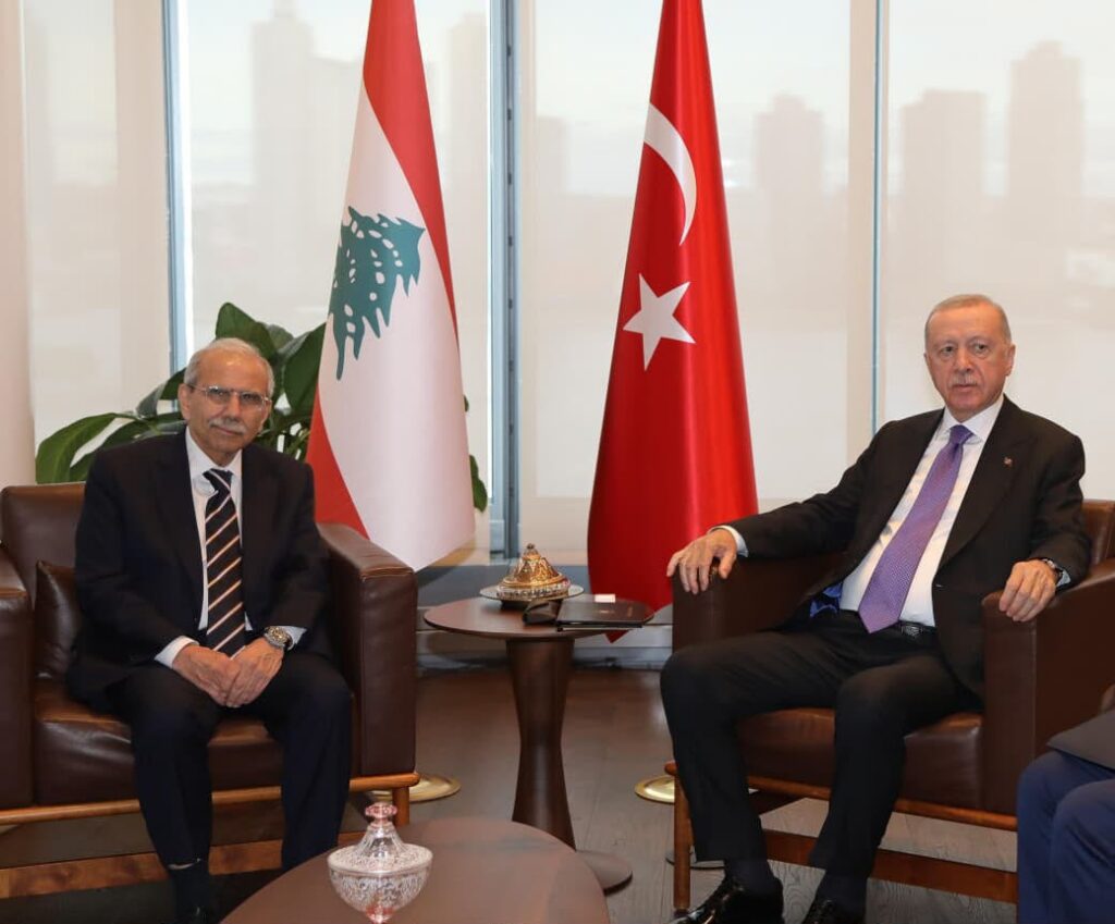 الرئيس نواف سلام يبحث مع الرئيس التركي رجب طيب أردوغان تطورات لبنان والمنطقة والجهود لخفض التصعيد وتعزيز الاستقرا