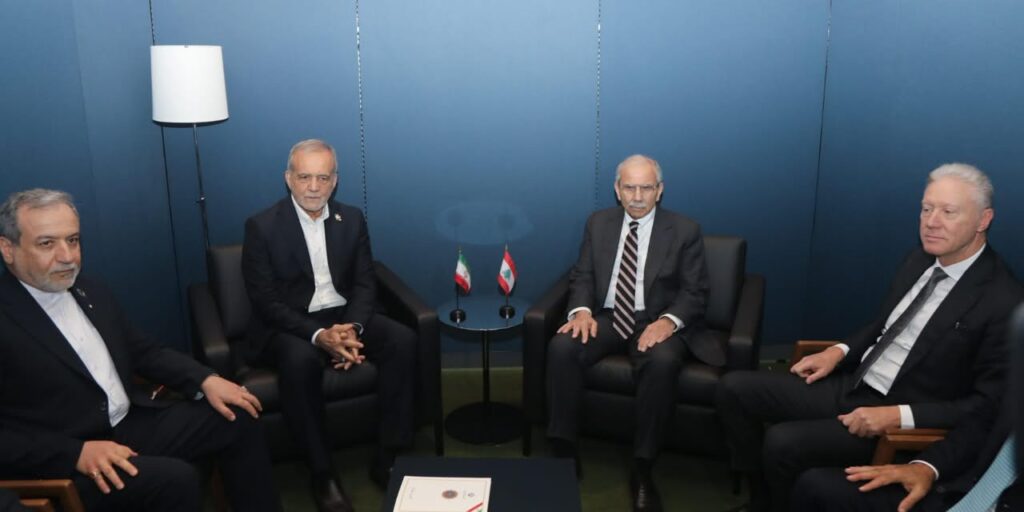 سلام خلال لقائه بزشكيان: أولويتنا هي انسحاب إسرائيل الكامل من الأراضي اللبنانية ووقف اعتداءاتها والمضي في بسط سلطة الدولة اللبنانية على كامل أراضيها وحصر السلاح بيدها