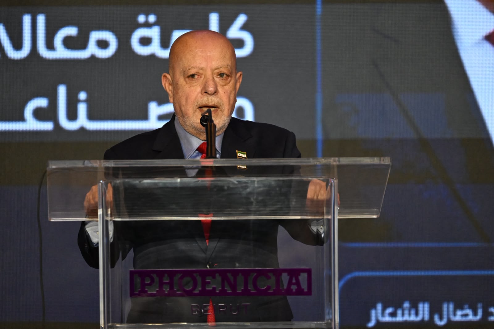 محمد نضال الشعار: فتح صفحة جديدة بين لبنان وسورية
