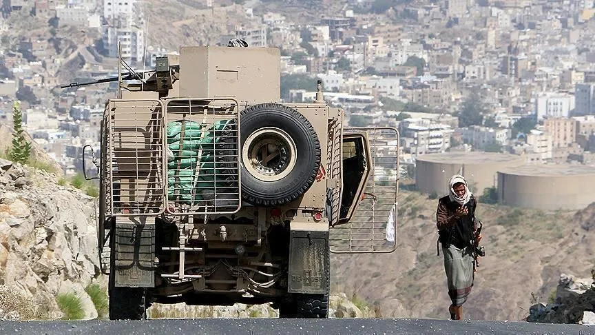 الحوثيون ينفون استهداف مكة