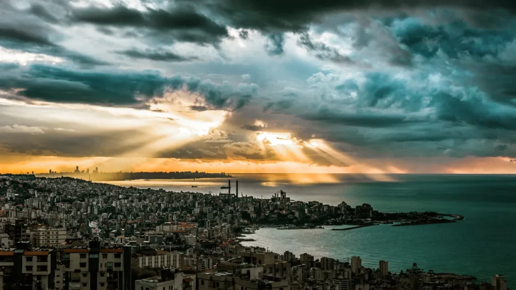 طقس لبنان اليوم الأحد 4 تشرين الأول 2026.. ارتفاع محدود بالحرارة واحتمال أمطار شمالاً