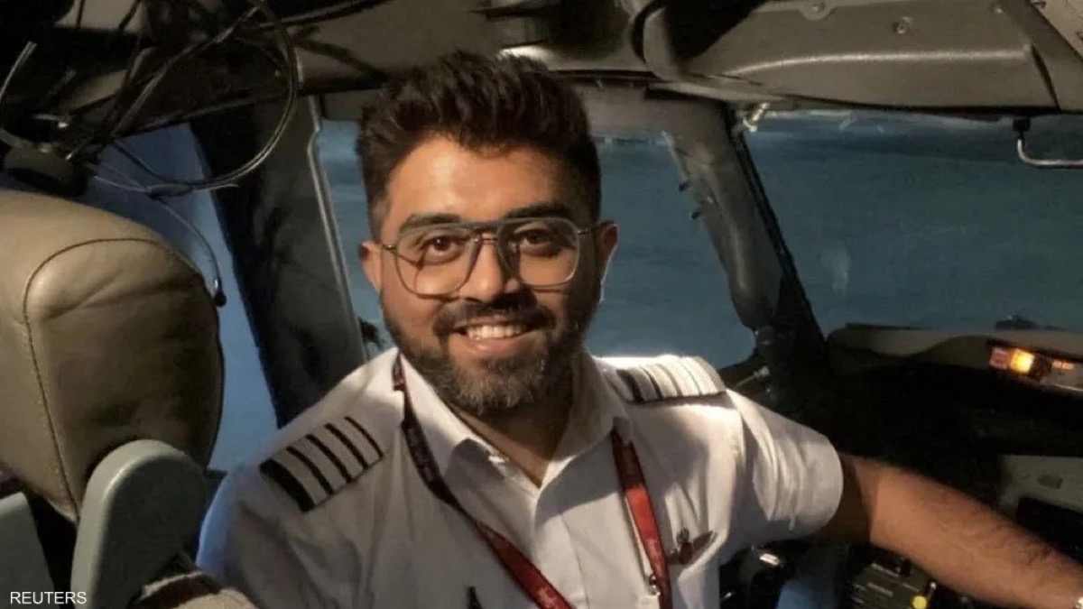 الطيار يكشف اللحظة الأخطر: الطائرة بدأت تهوي
