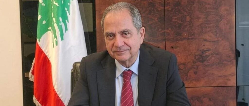 وزير الطاقة اللبناني يعلن الاعتكاف