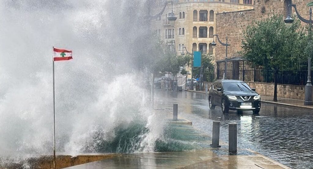 أمطار ورعد وضباب.. طقس لبنان يتقلب مجدداً وهذه تفاصيل الأيام المقبلة أمطار ورعد وضباب.. طقس لبنان يتقلب مجدداً وهذه تفاصيل الأيام المقبلة