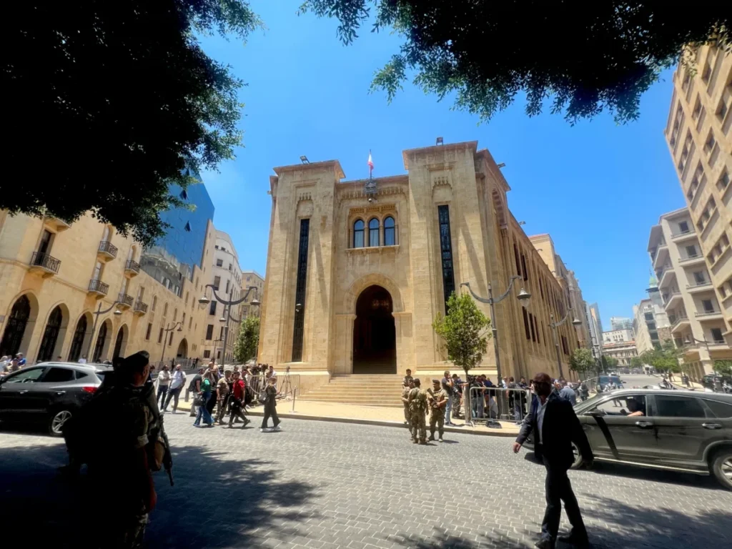 العفو العام في لبنان يدخل مرحلة التدقيق.. تعميم قضائي يفرض مراجعة ملفات المحكومين والملاحقين