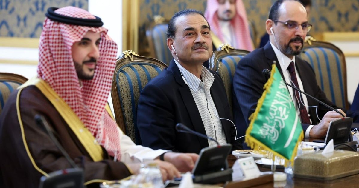 السعودية تدعم خفض التصعيد والحوار الدبلوماسي