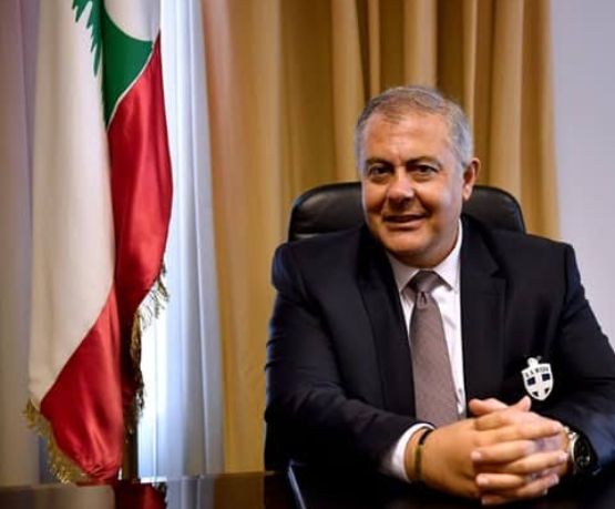 بلدية بيروت ترفع الأختام عن مدخل مطعم «ناديني» وتُبقي المطبخ مقفلاً بانتظار نتائج الفحوصات بلدية بيروت ترفع الأختام عن مدخل مطعم «ناديني» وتُبقي المطبخ مقفلاً بانتظار نتائج الفحوصات