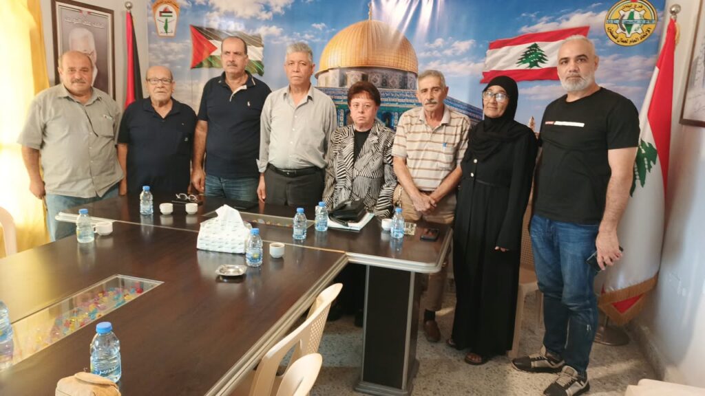 بلا أوراق ثبوتية.. لاجئون فلسطينيون في لبنان يواجهون أزمة حقوق وحياة بلا أوراق ثبوتية.. لاجئون فلسطينيون في لبنان يواجهون أزمة حقوق وحياة